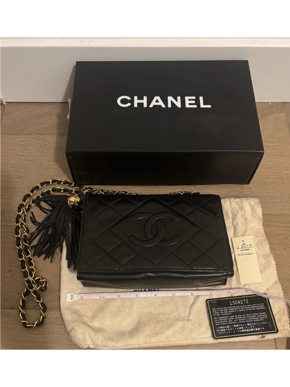 Chanel Diamond Quilt Flap Bag With Logo Box, Dust Bag & Card - Picture 4 of 13
